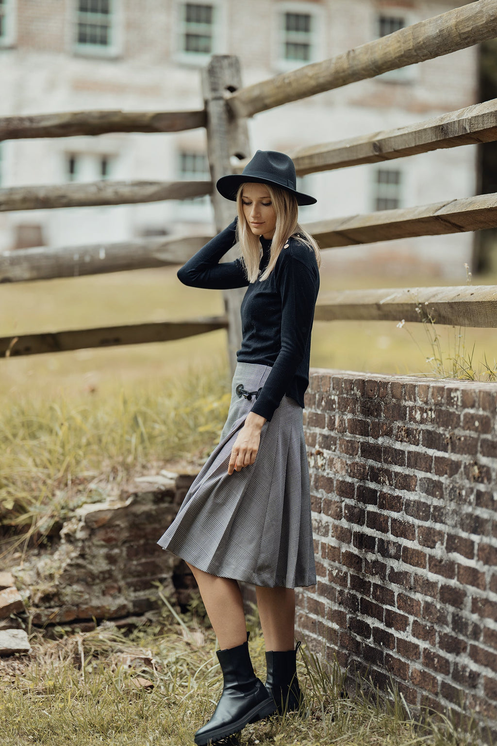 WOOL PLAID KILT SKIRT by profile-nyc