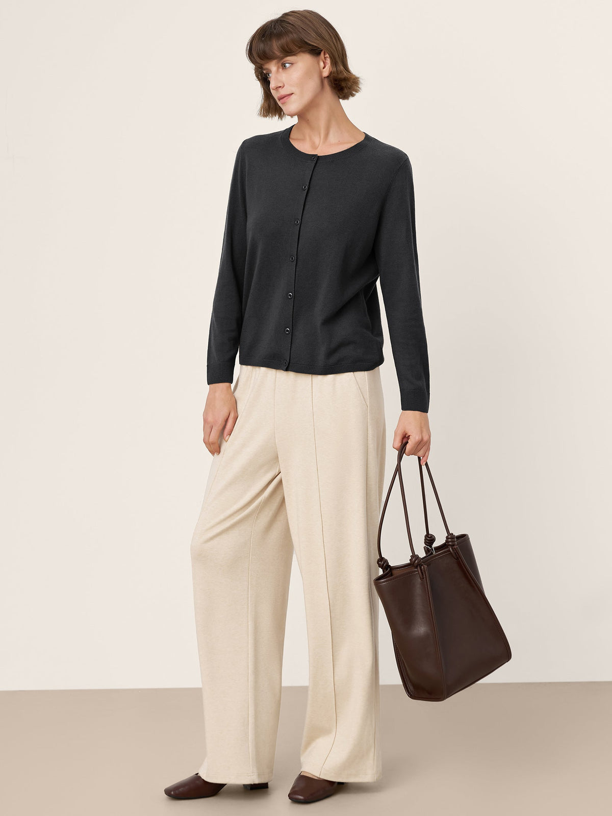 100% Extra-Fine Merino Wool Buttoned Knit Cardigan CAYLA by LINTICO