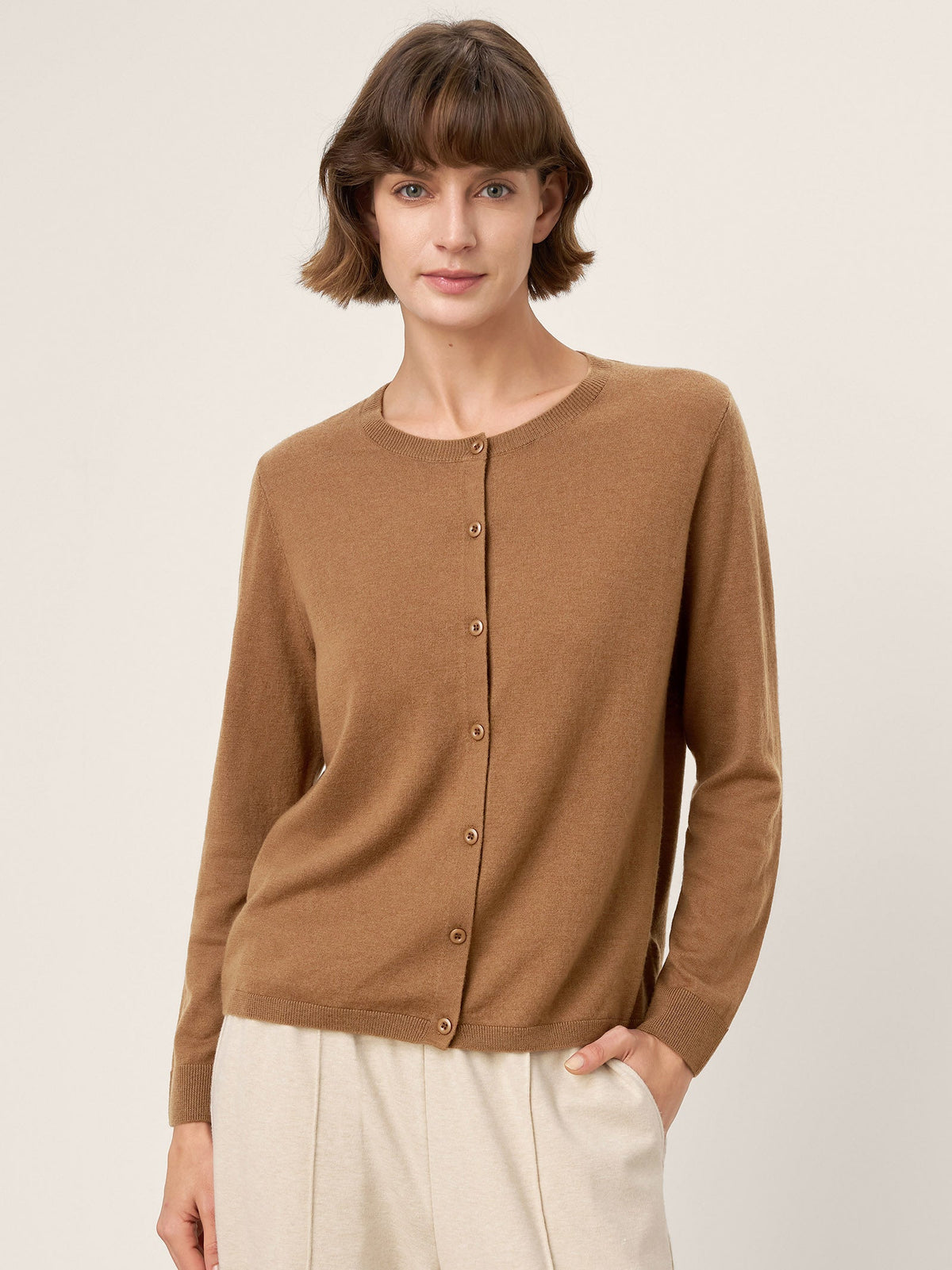 100% Extra-Fine Merino Wool Buttoned Knit Cardigan CAYLA by LINTICO