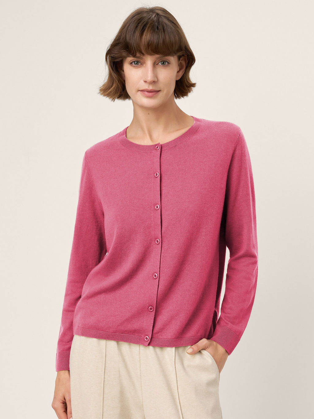 100% Extra-Fine Merino Wool Buttoned Knit Cardigan CAYLA by LINTICO
