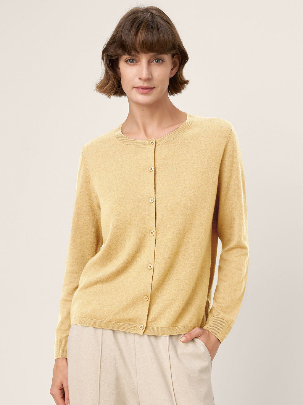 100% Extra-Fine Merino Wool Buttoned Knit Cardigan CAYLA by LINTICO