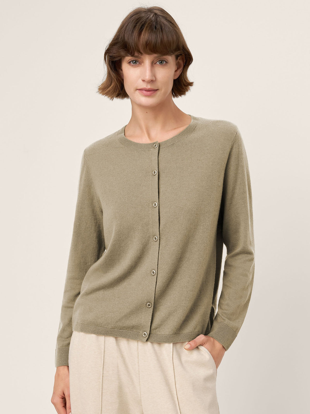 100% Extra-Fine Merino Wool Buttoned Knit Cardigan CAYLA by LINTICO