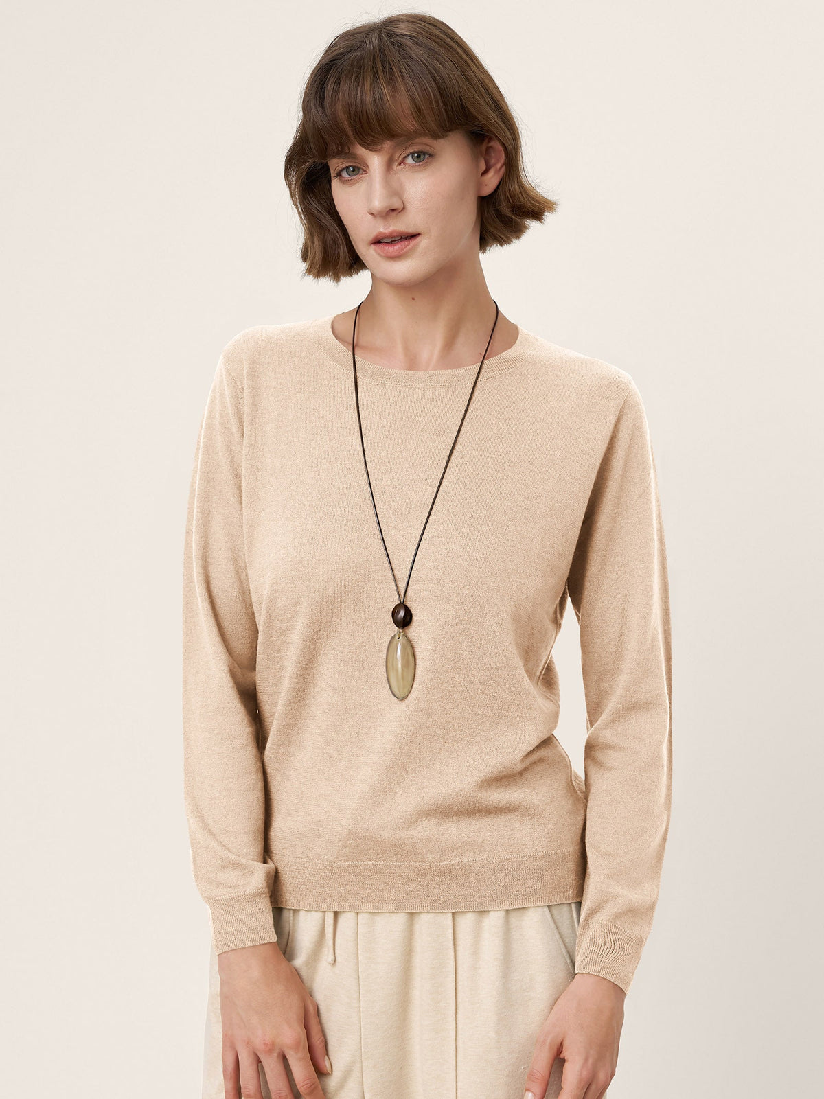 100% Extra-Fine Merino Wool Essential Crew Neck Knit Sweater BRIDGET by LINTICO