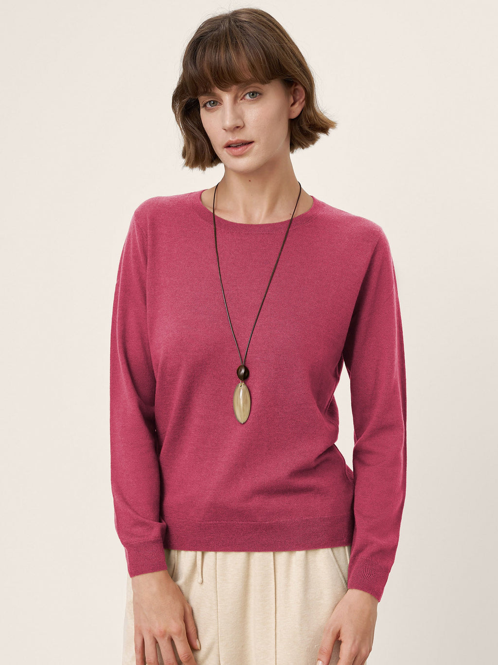 100% Extra-Fine Merino Wool Essential Crew Neck Knit Sweater BRIDGET by LINTICO