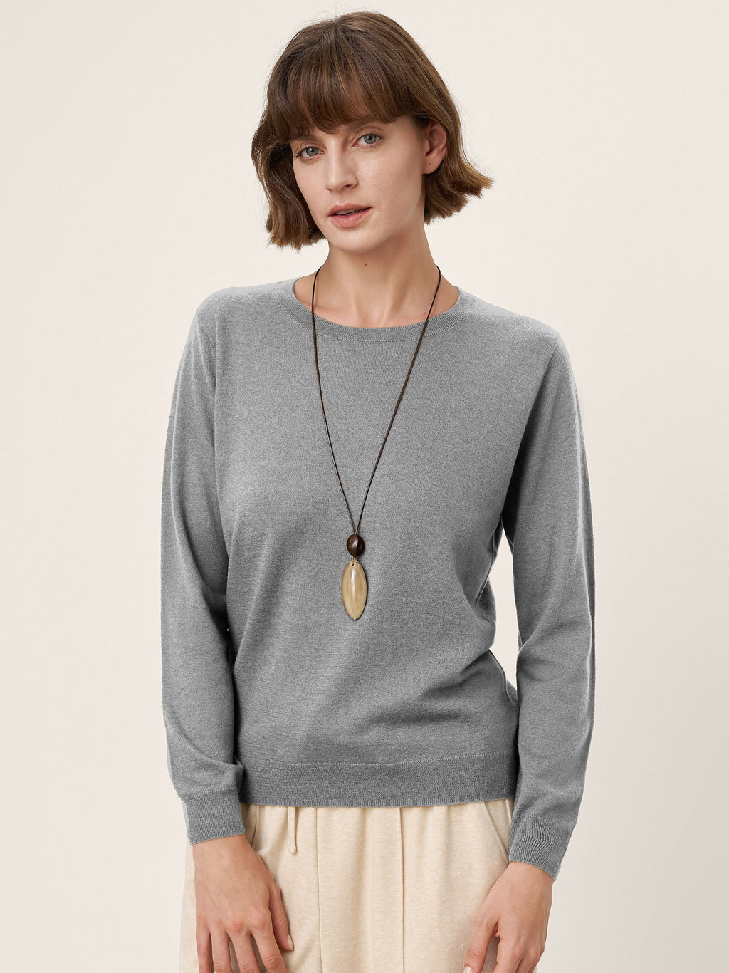 100% Extra-Fine Merino Wool Essential Crew Neck Knit Sweater BRIDGET by LINTICO
