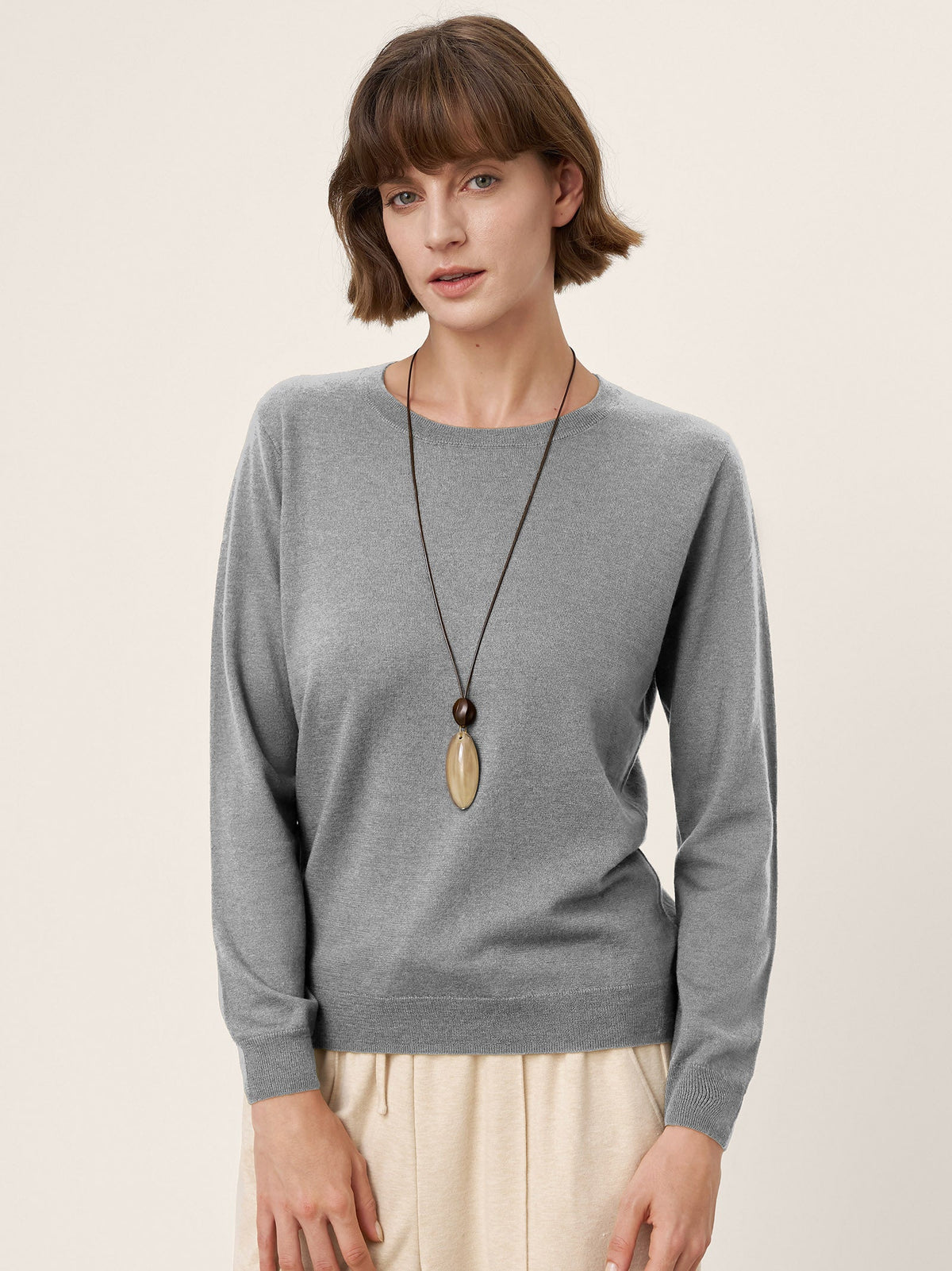 100% Extra-Fine Merino Wool Essential Crew Neck Knit Sweater BRIDGET by LINTICO