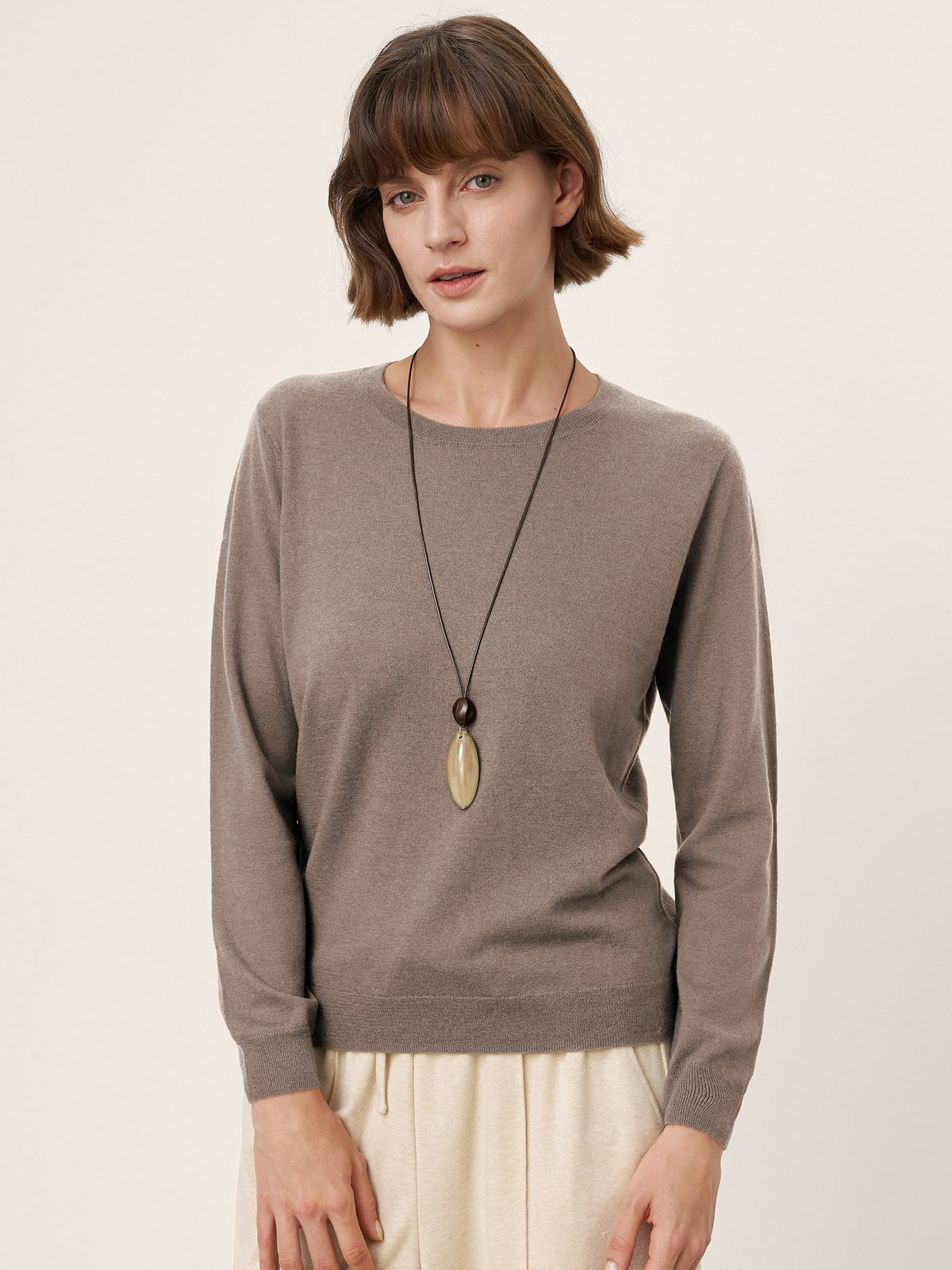 100% Extra-Fine Merino Wool Essential Crew Neck Knit Sweater BRIDGET by LINTICO