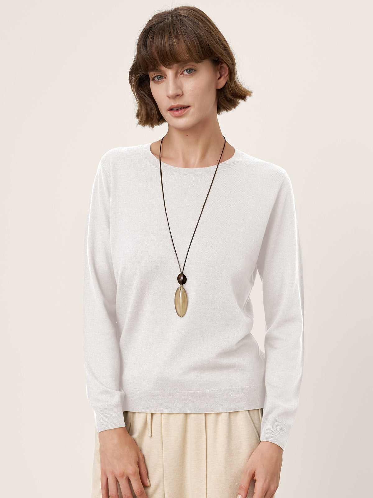 100% Extra-Fine Merino Wool Essential Crew Neck Knit Sweater BRIDGET by LINTICO