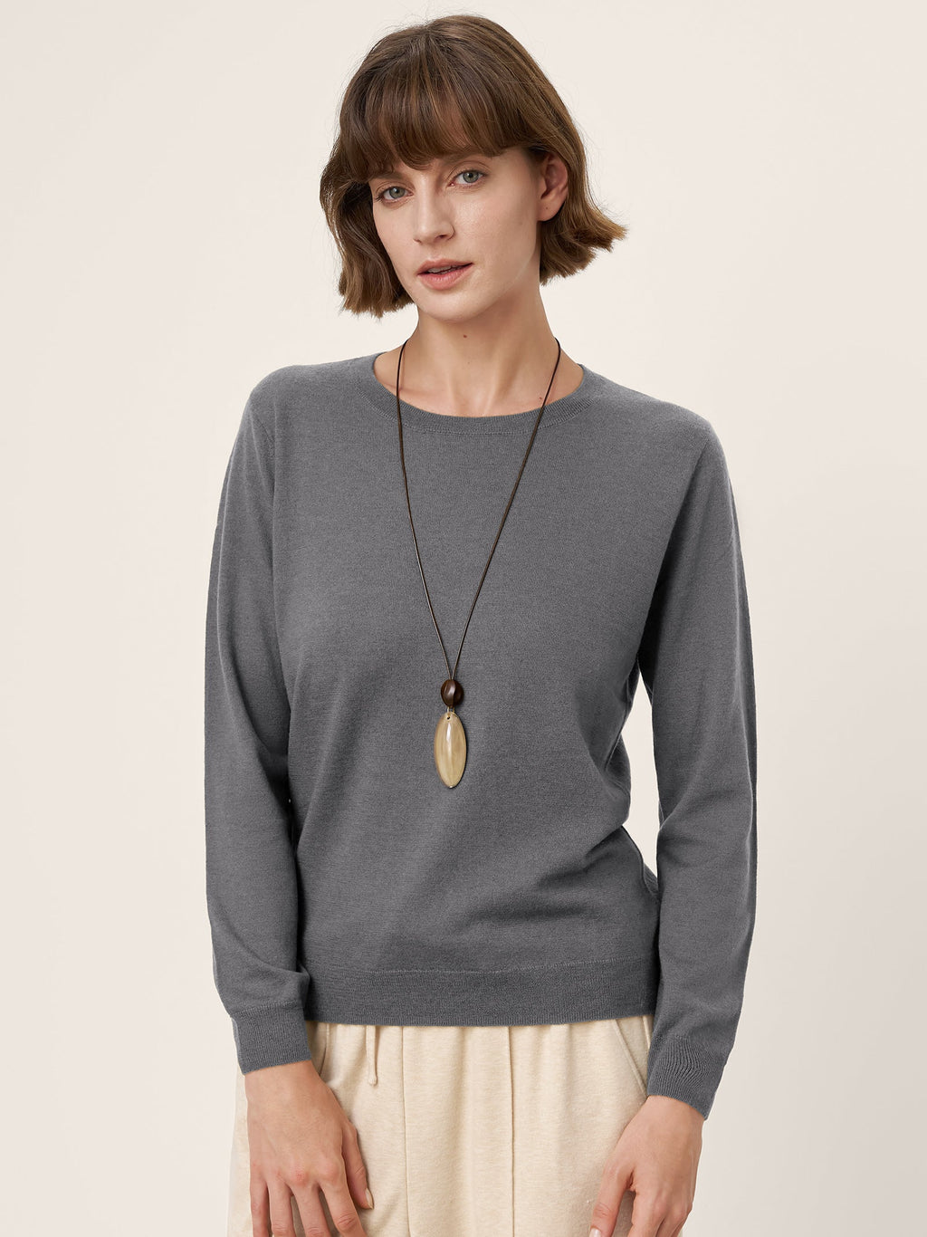 100% Extra-Fine Merino Wool Essential Crew Neck Knit Sweater BRIDGET by LINTICO