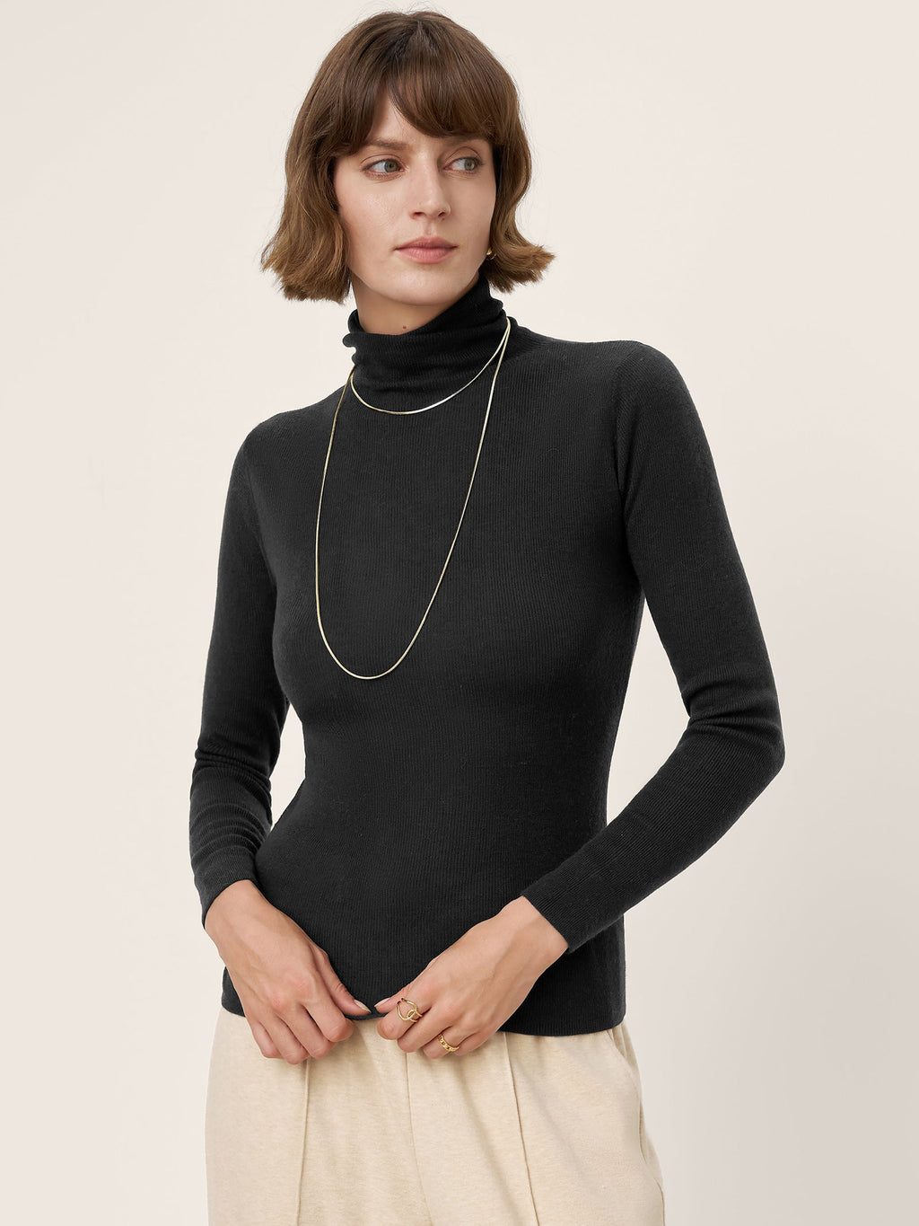 100% Extra-Fine Merino Wool Turtleneck Knit Sweater JOLENE by LINTICO