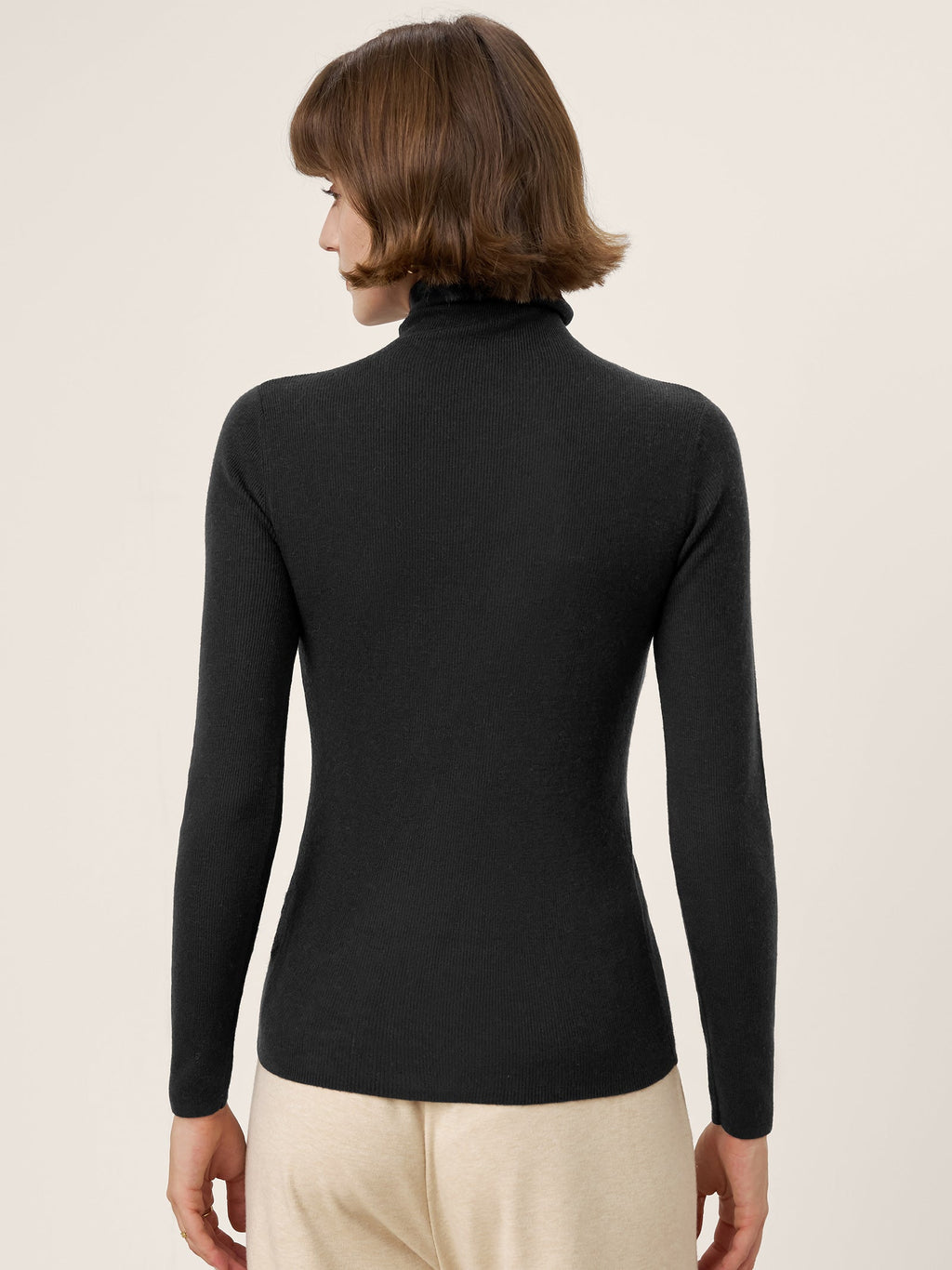 100% Extra-Fine Merino Wool Turtleneck Knit Sweater JOLENE by LINTICO