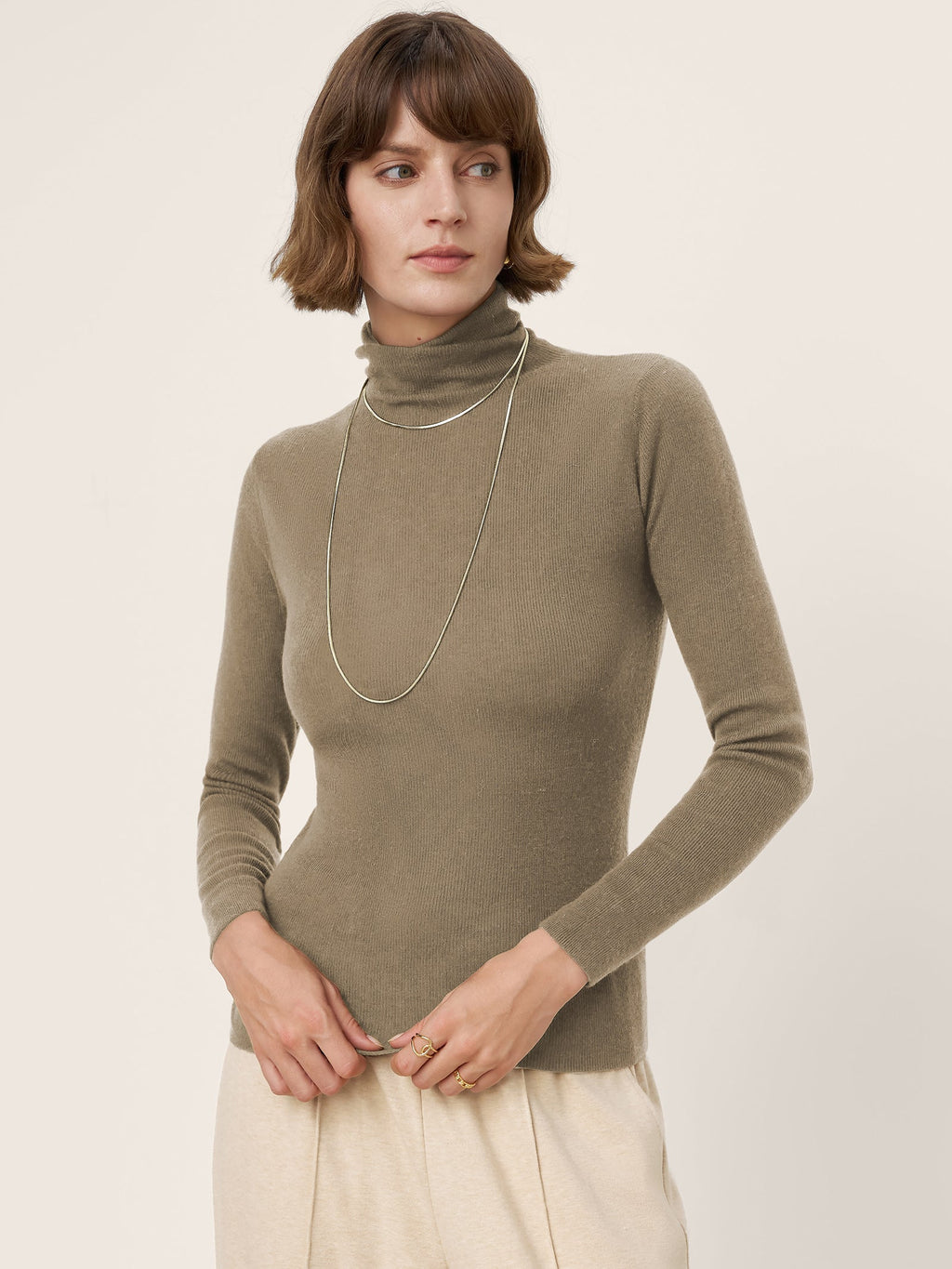 100% Extra-Fine Merino Wool Turtleneck Knit Sweater JOLENE by LINTICO