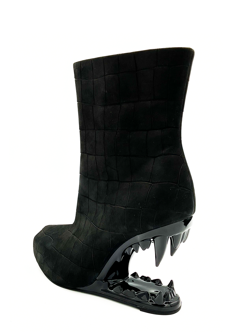 Gnasher Boot by Charla Tedrick
