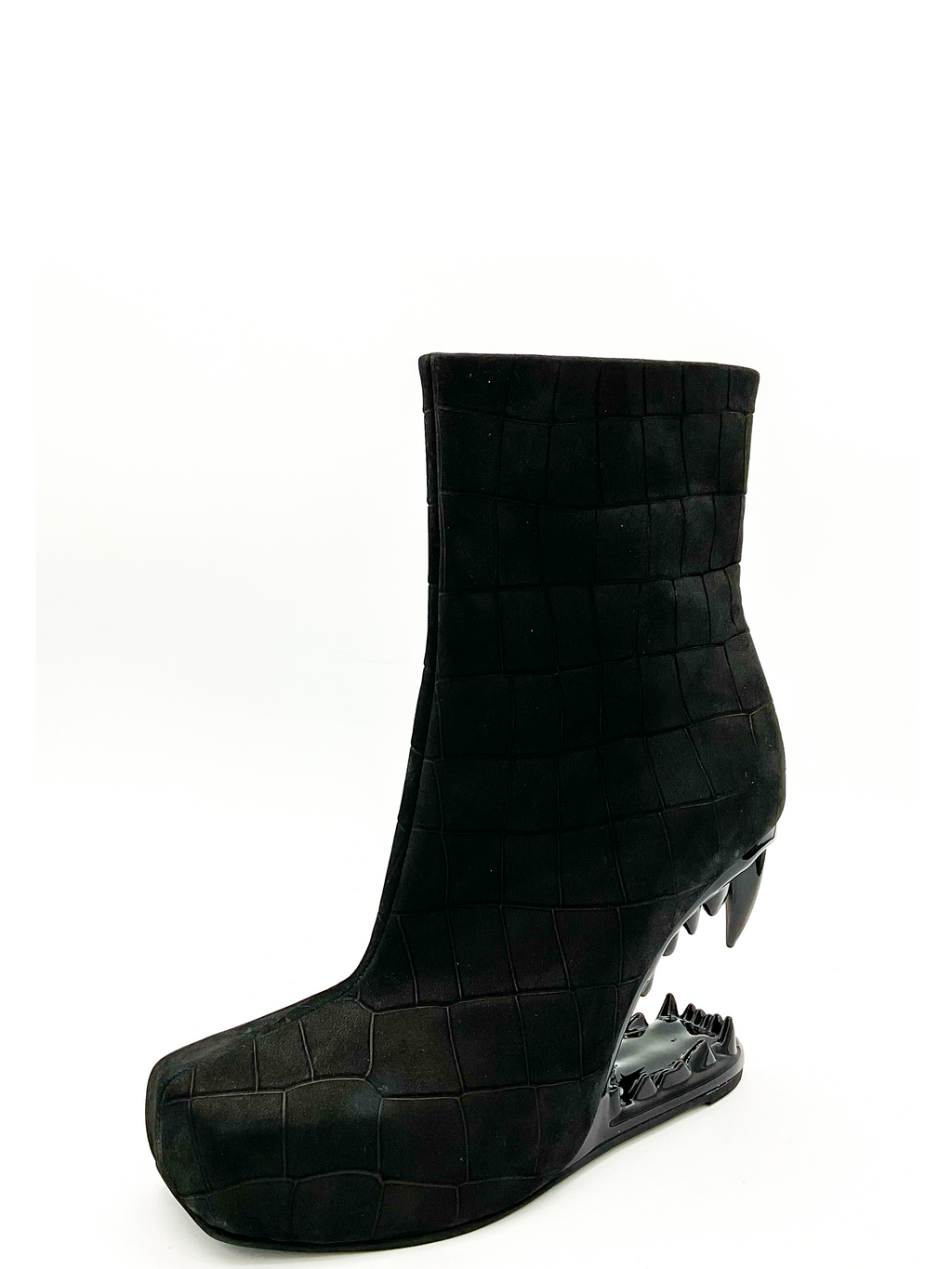 Gnasher Boot by Charla Tedrick