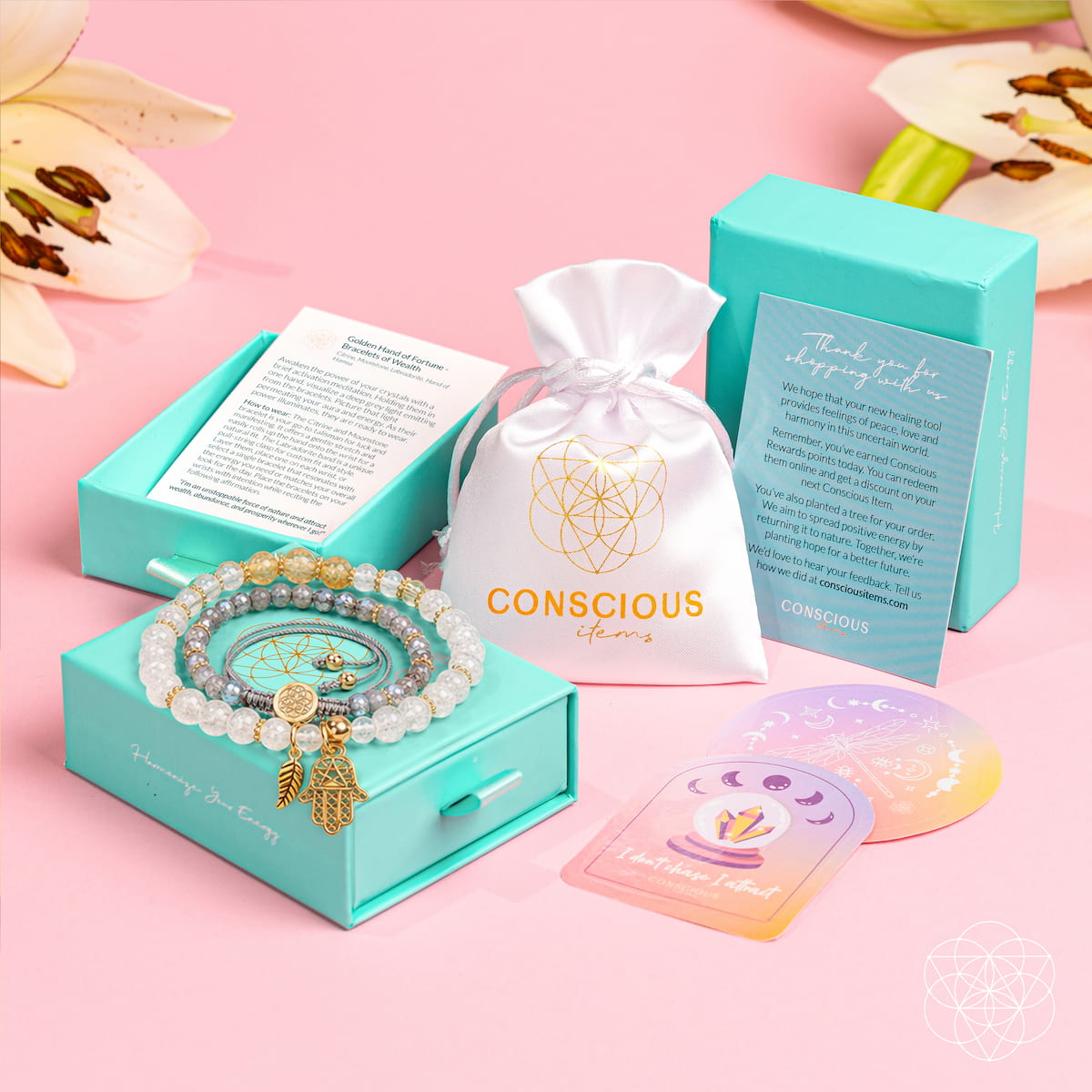 Golden Hand of Fortune - Bracelets of Wealth by Conscious Items