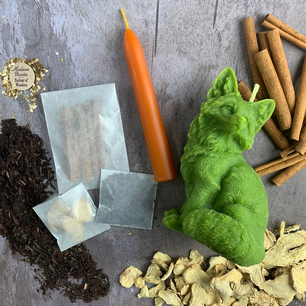 Fast Fox Candle Spell Kit - Quick Results & Cunning by Parlour of Wonders