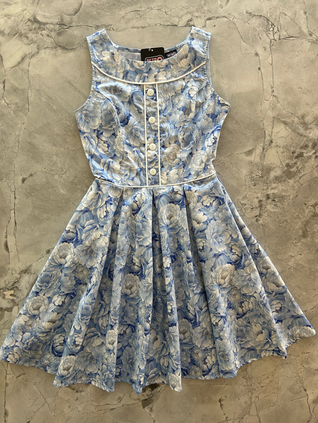Elizabeth Dress in Sky Floral by Retrolicious