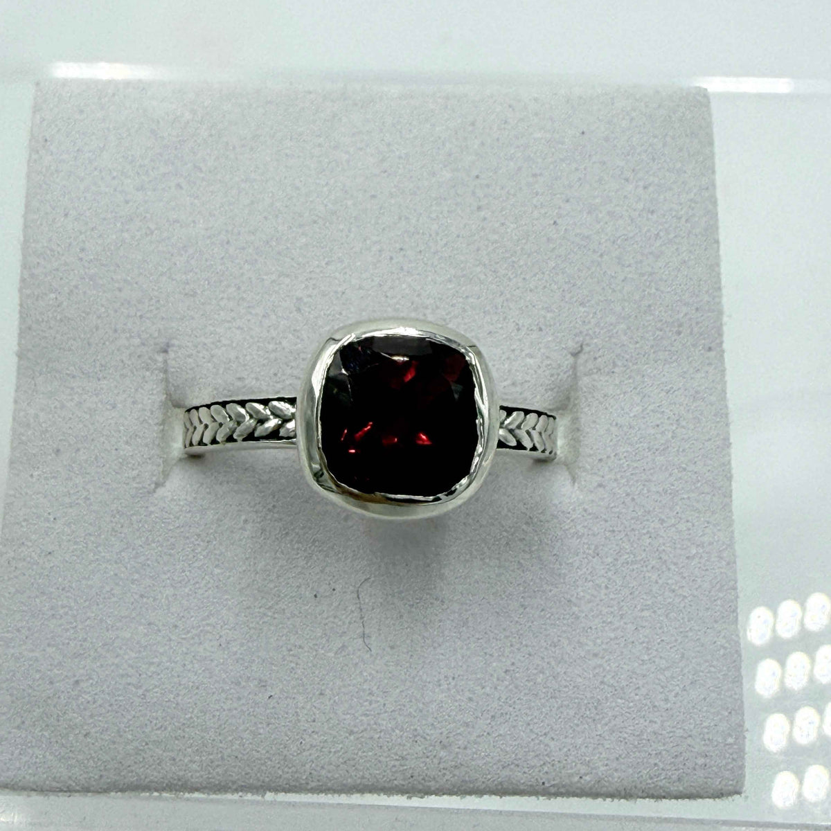 Sterling Silver Cushion-Cut Garnet Braided Band Ring – Size 6 – Passion, Strength & Grounding by Sacred Crystals