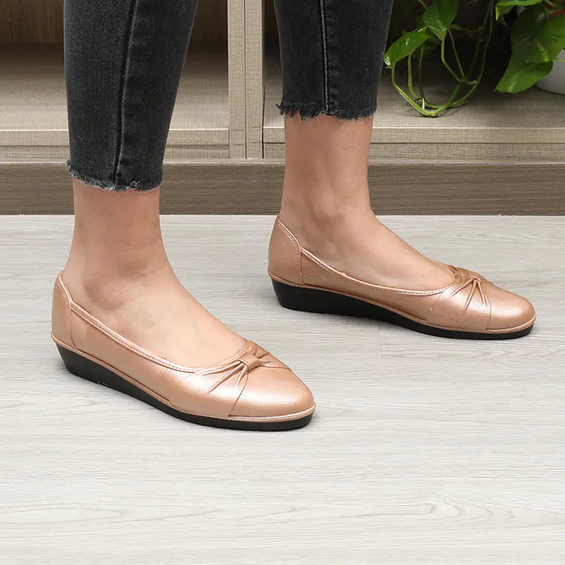 Low-top PVC Plain Faux Leather Shoes by Trendy Attic Store01