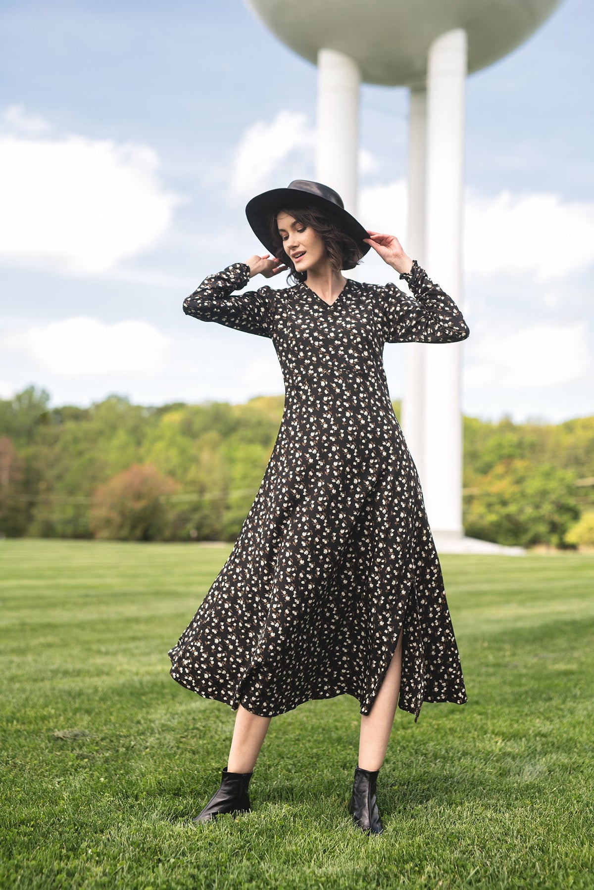 FLORAL PRINTED MAXI DRESS by profile-nyc