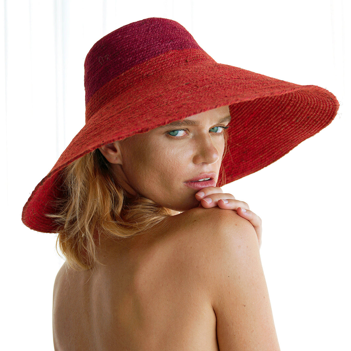 The Riri Duo Jute Straw Hat In Red & Maroon by BrunnaCo