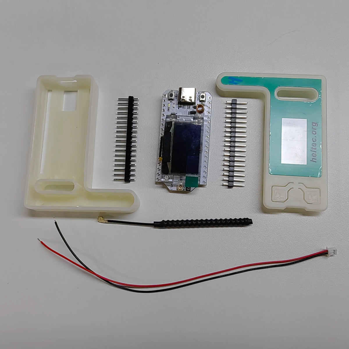Meshtastic Wifi Heltec LoRa 32 V3 With Case 868MHZ ESP32 Oled SX1262 0.96 Inch Blue OLED Display Development Board for Arduino by FLIPSTYLEZLLC