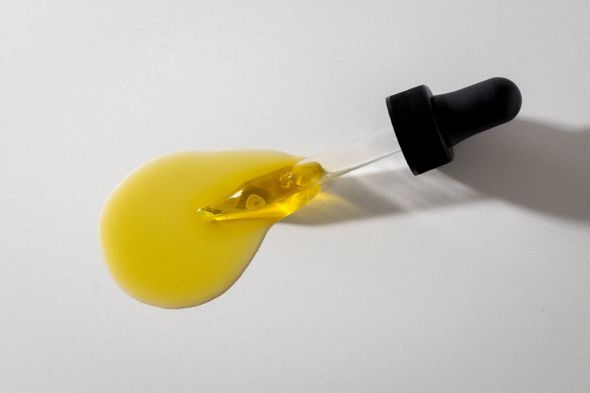 Amber Glow Antioxidant Serum by ABĒCA Naturals
