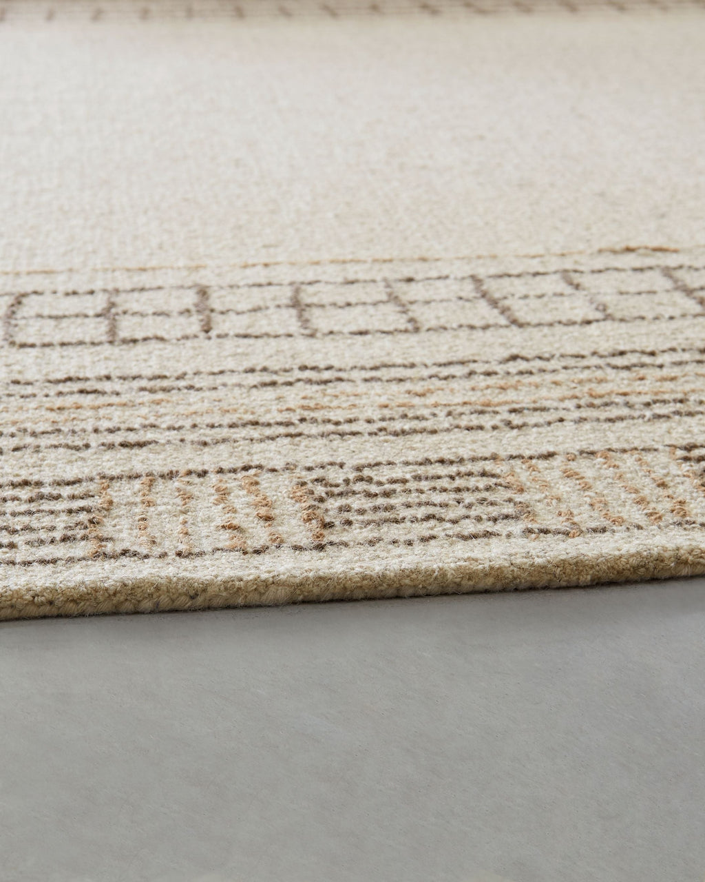 Idaman - Rug by Unique Piece Furniture