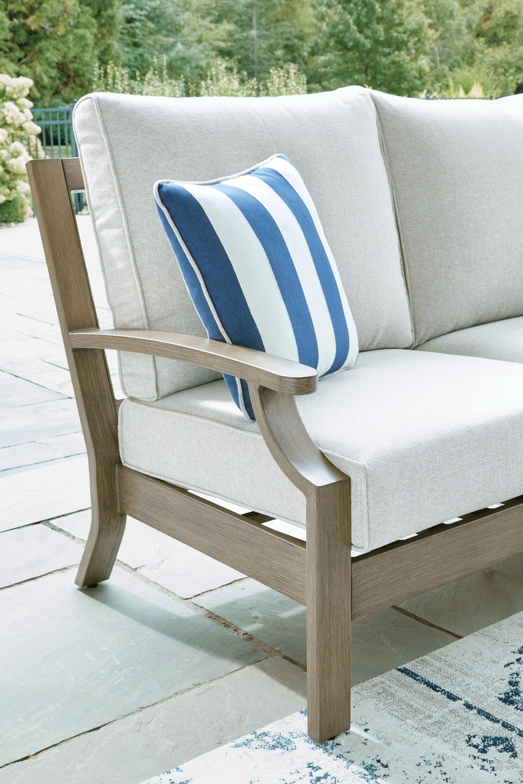 Rainier Ranch - Loveseat With Cushion - Brown / Beige by Unique Piece Furniture
