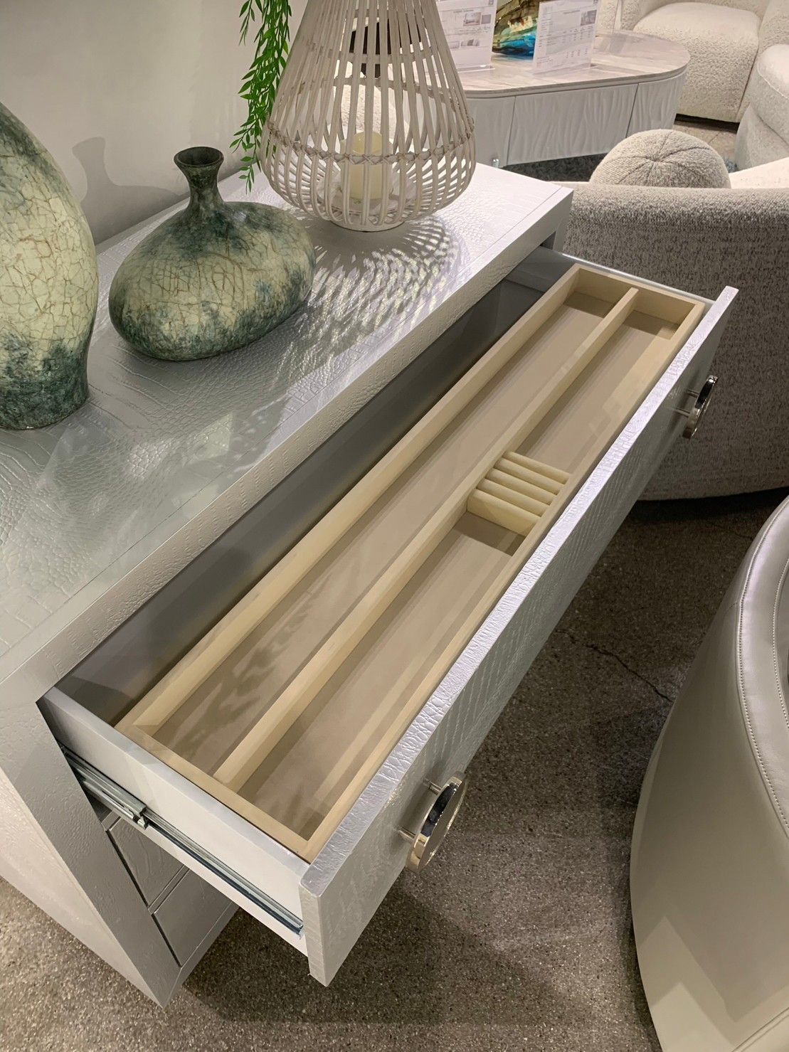 Anpu - Faux Crocodile Skin Console Cabinet - Silver by Unique Piece Furniture