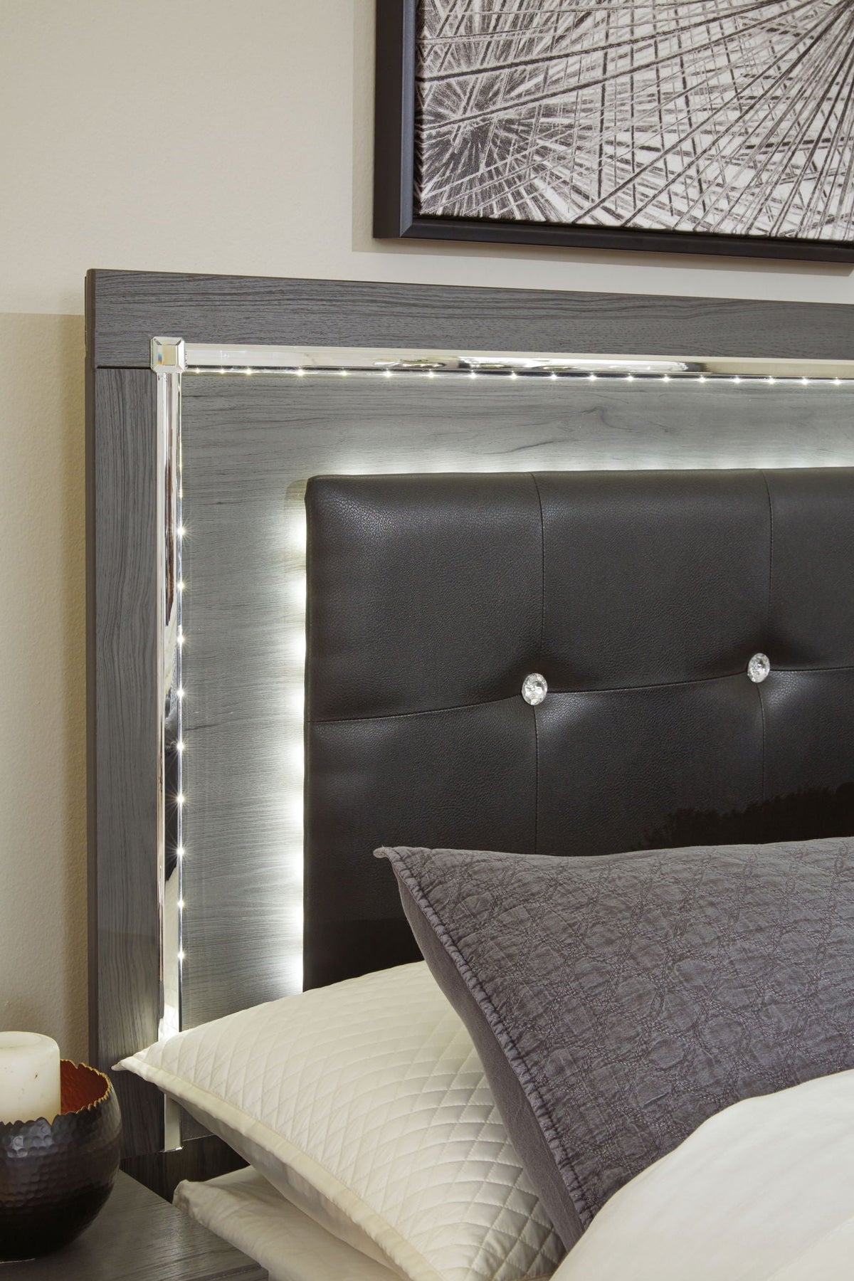 Lodanna - Upholstered Panel Headboard by Unique Piece Furniture