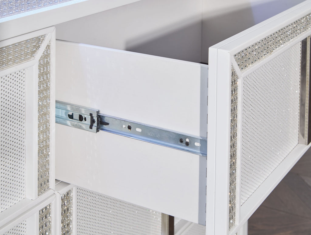 Chalanna - Dresser - White by Unique Piece Furniture