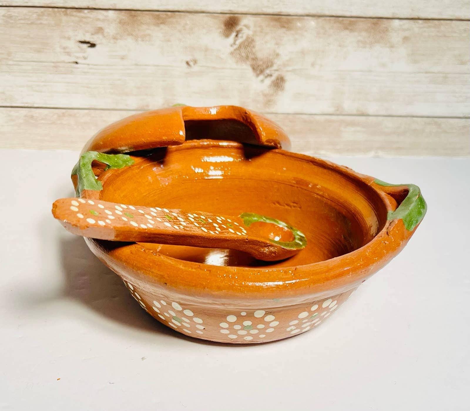 2 Mexican Casseroles 2 Cazuelas de Barro con Tapa by Chica Mexico