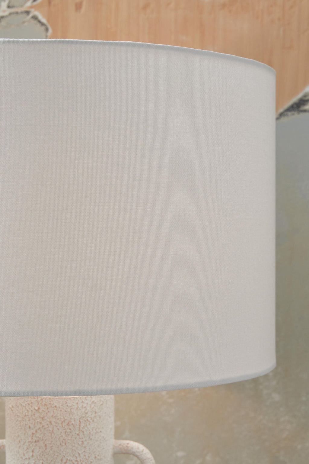 Perringhill - Metal Table Lamp - Distressed White by Unique Piece Furniture