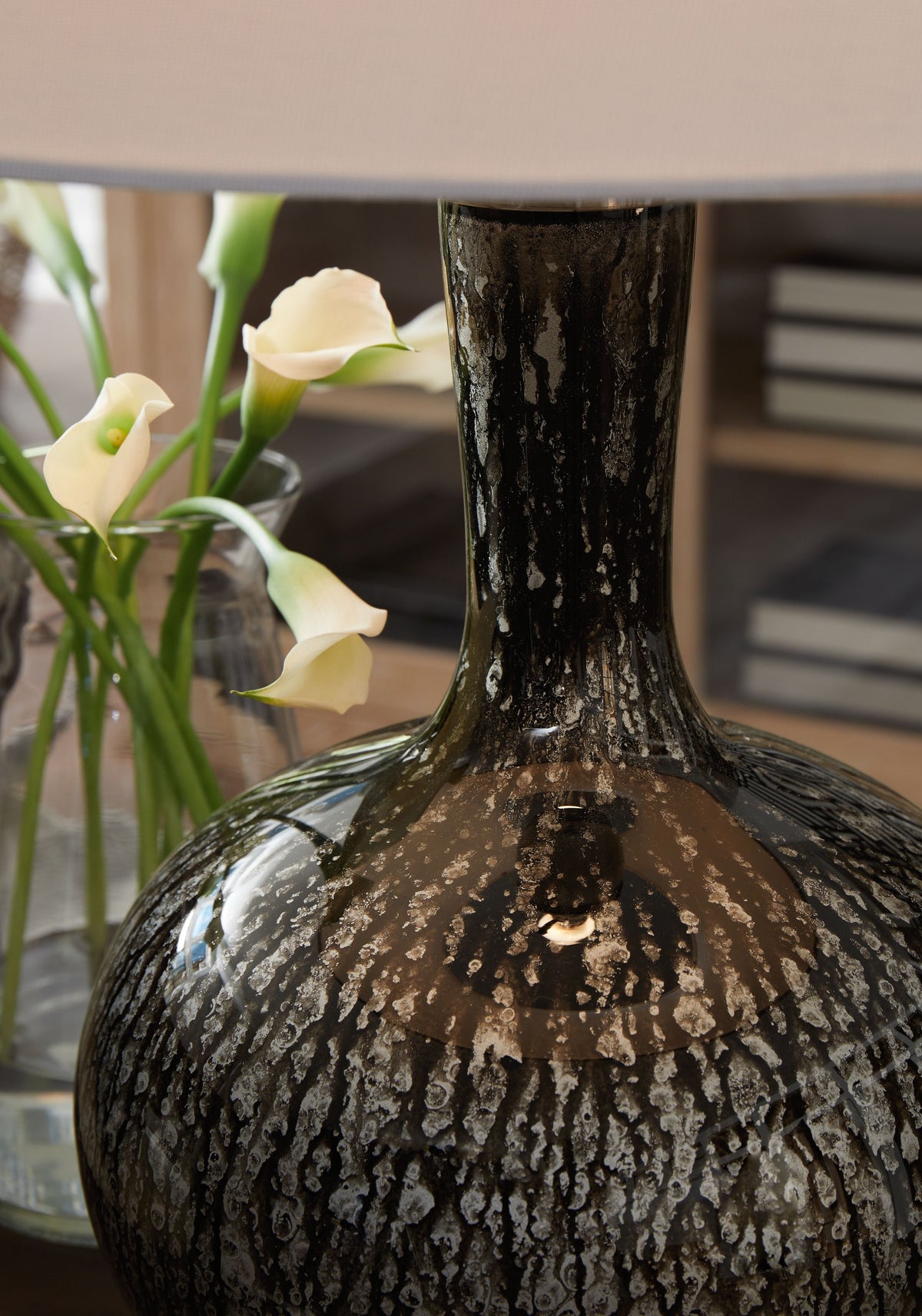 Tenslow - Glass Table Lamp - Antique Black by Unique Piece Furniture