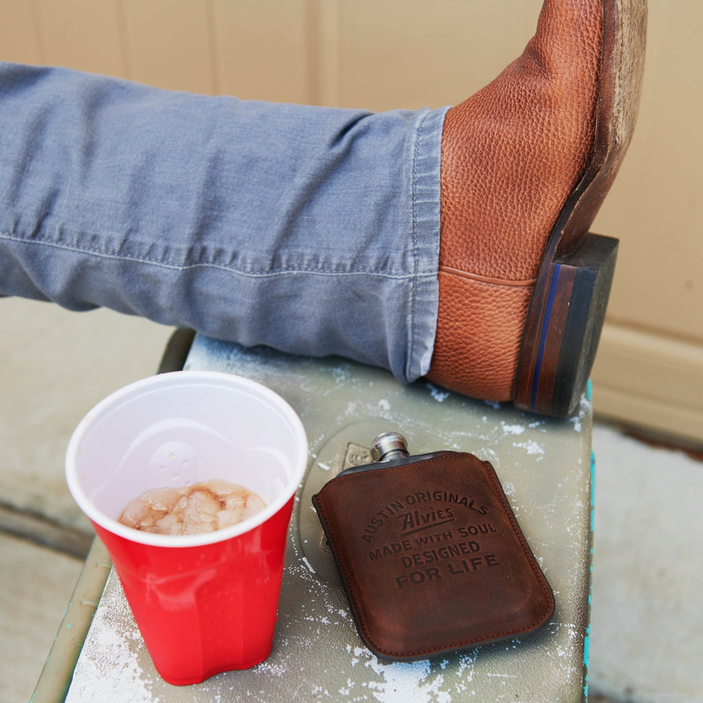 Boot Flask by Alvies