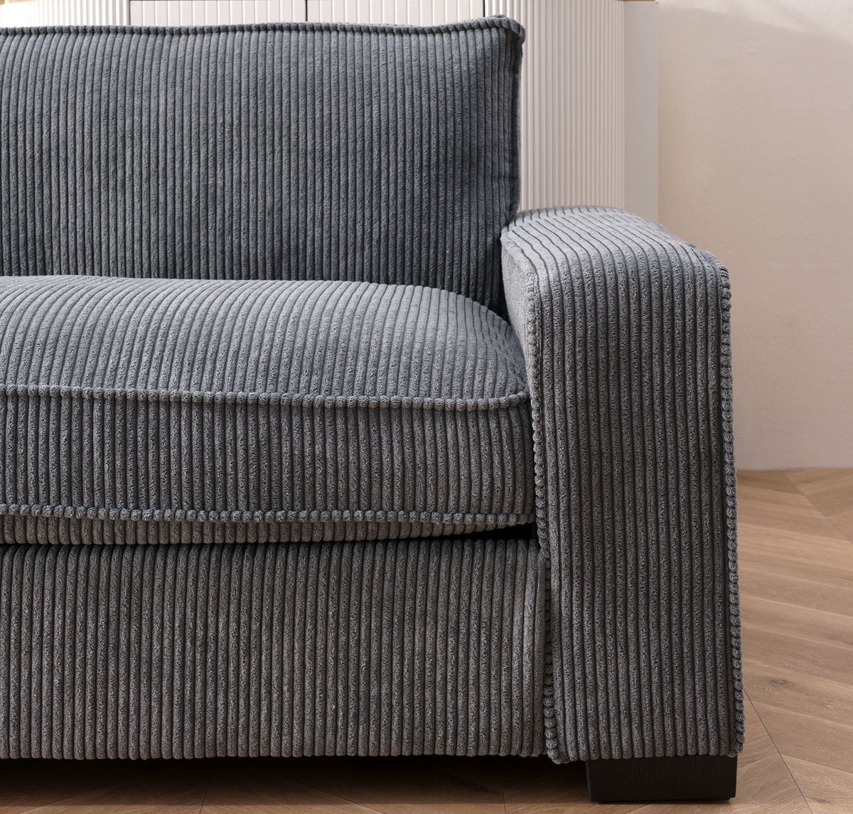 Luxe - Sofa With Sleek Design, Spacious And Comfortable 3 Seater Couch by Unique Piece Furniture