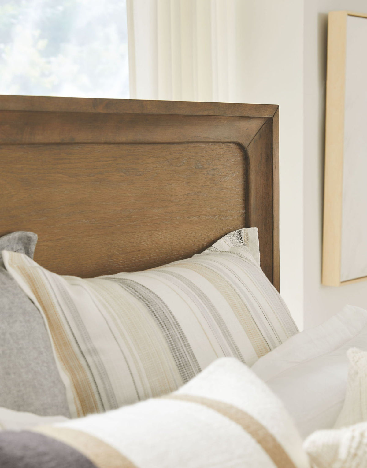 Lindon - Complete Panel Bed - Belgian Wheat by Unique Piece Furniture