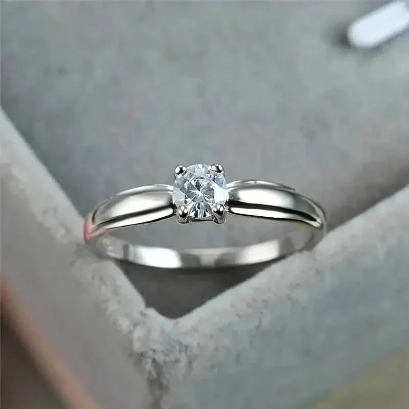 Classic 4-prong Set Round Zirconia Ring For Women by DailySale