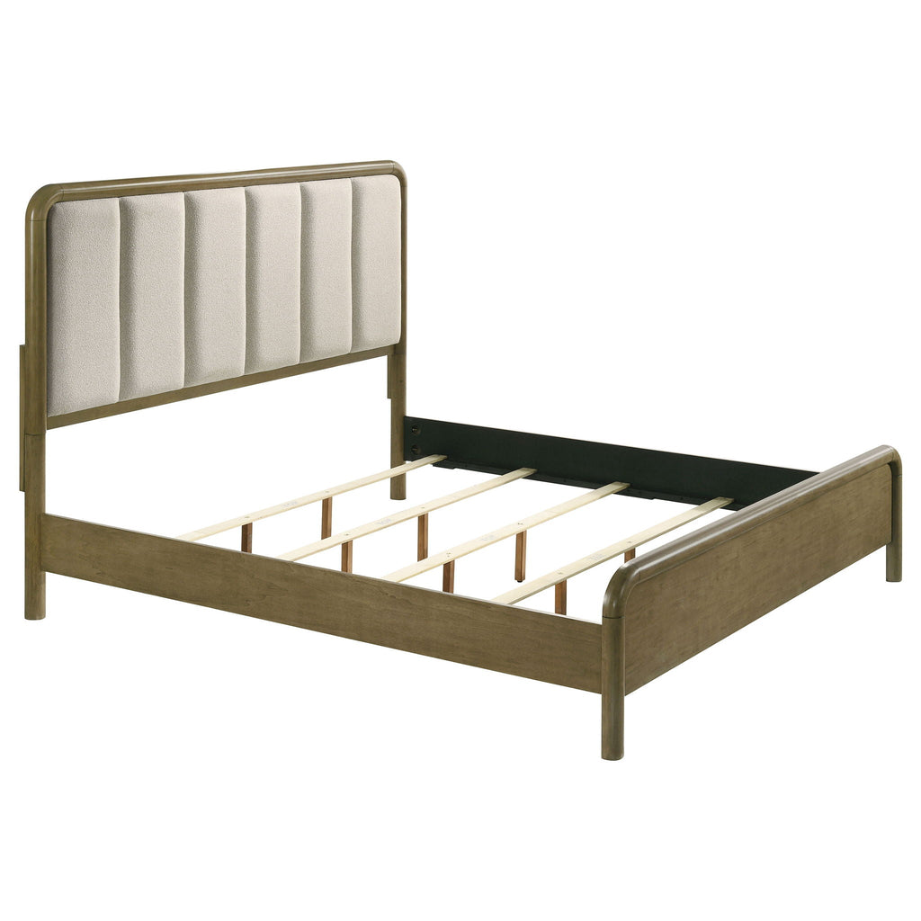 Amsbury 59-inch Upholstered Queen Bed Nutmeg by Unique Piece Furniture