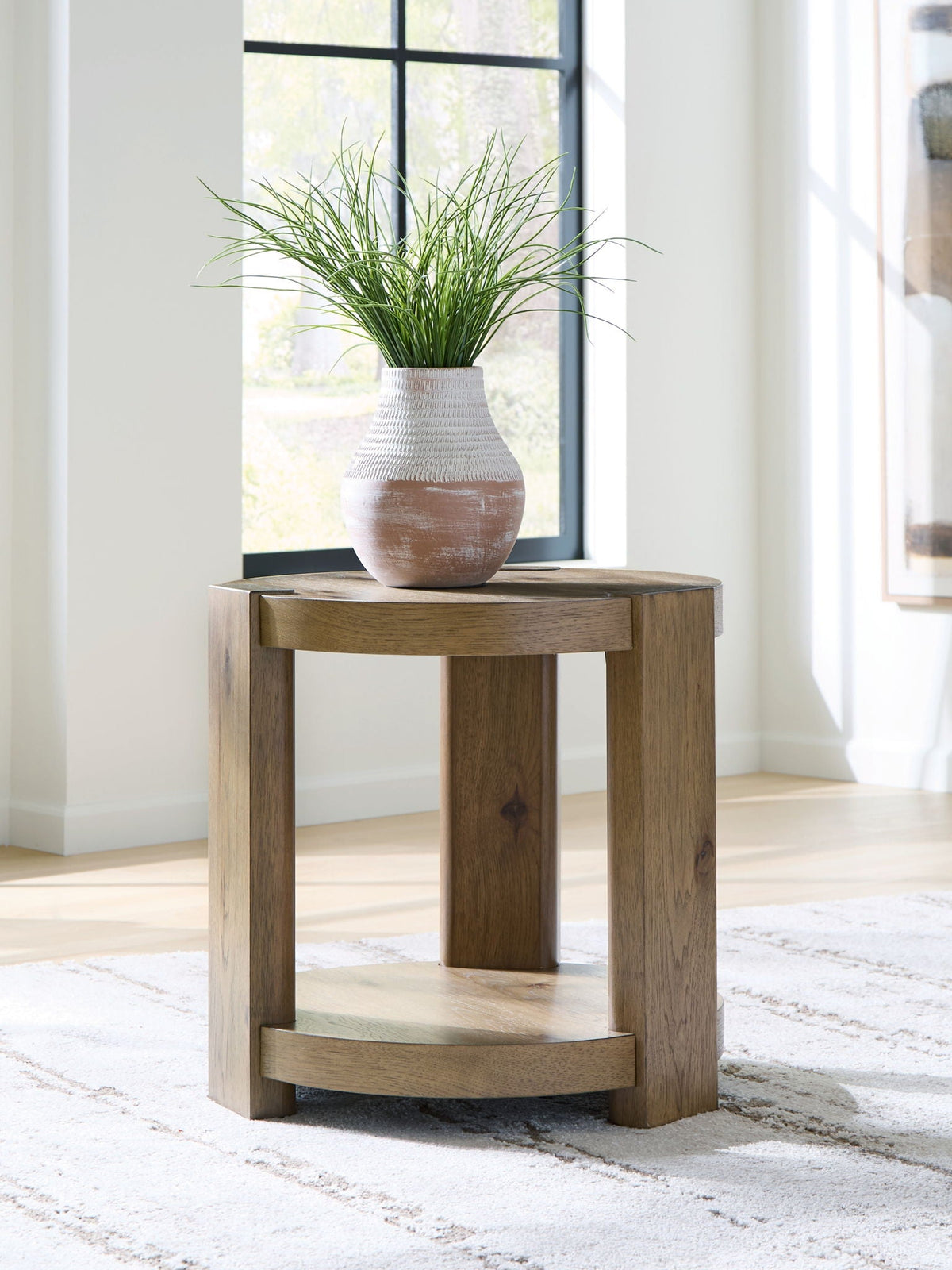 Flangren - Round End Table - Light Brown by Unique Piece Furniture
