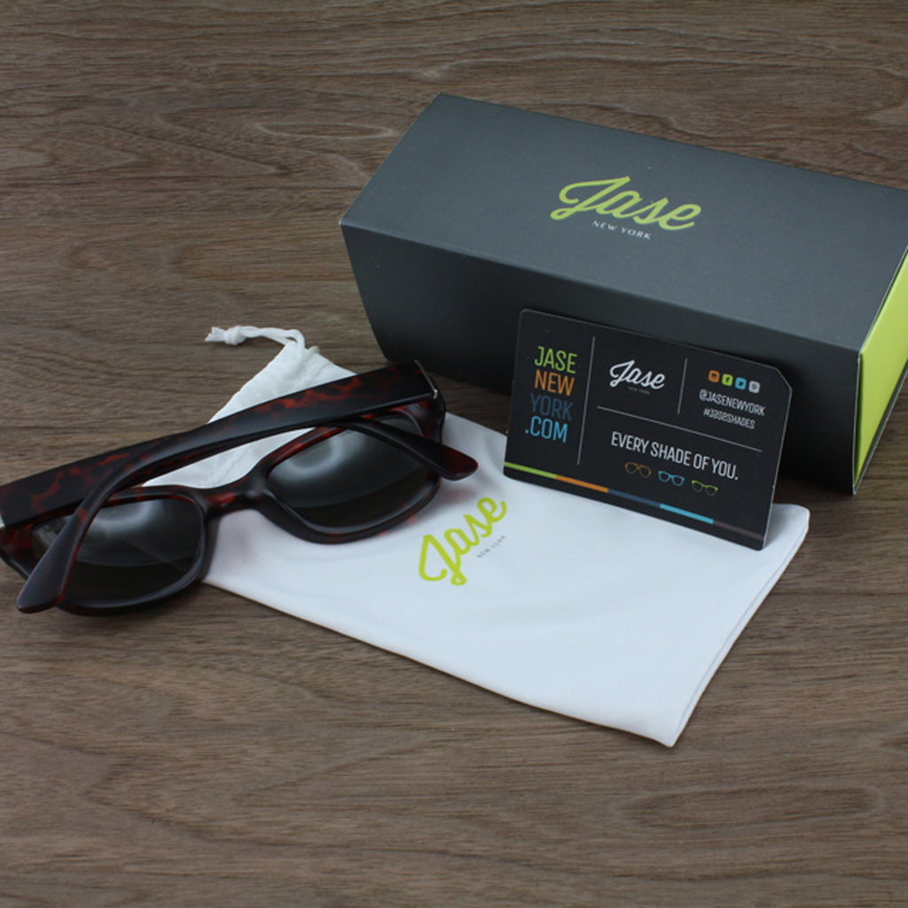 Jase New York Delano Sunglasses - Chic and Stylish Eyewear for Every Occasion by Mint Green Cherry