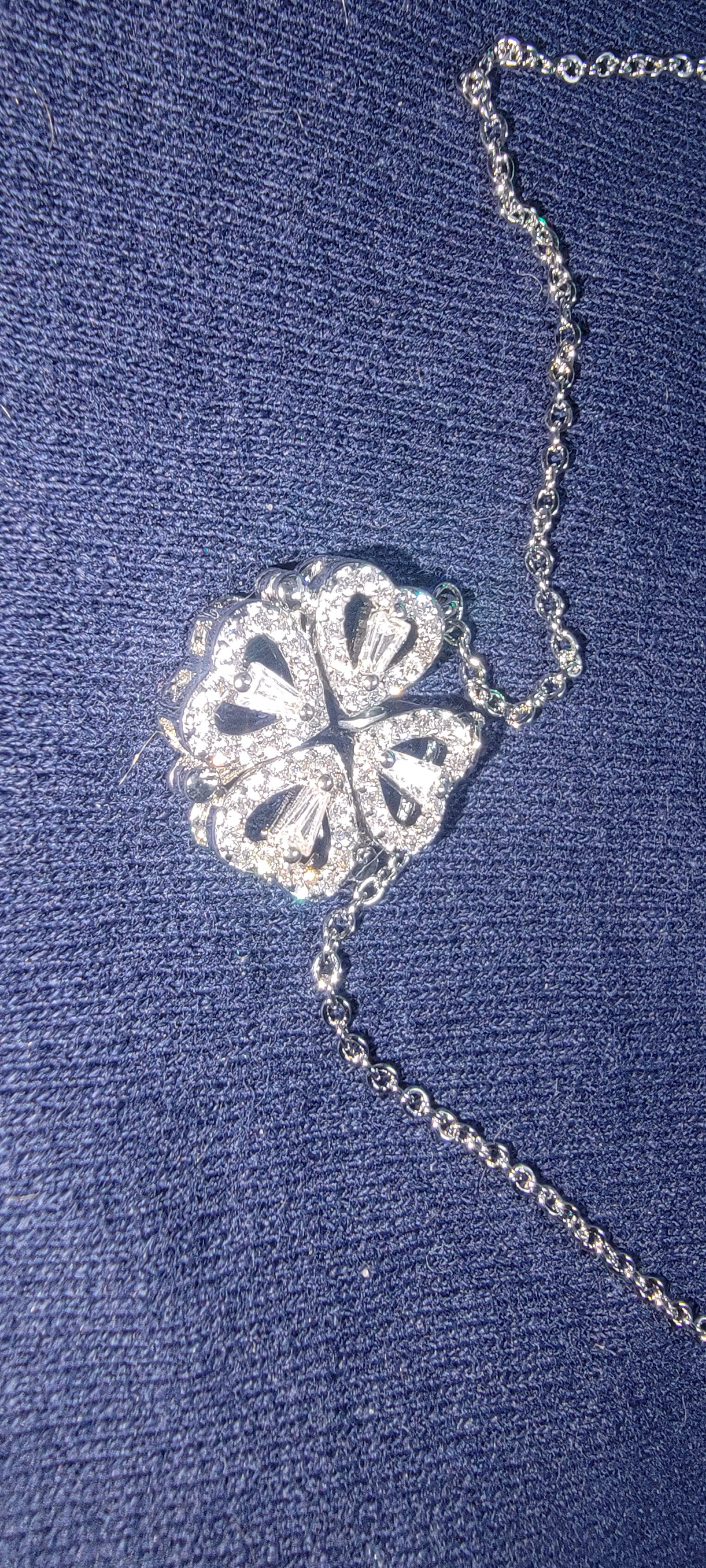 LuckyClover Four Leaf Heart Necklace for Good Luck and Love by Sky Pandion