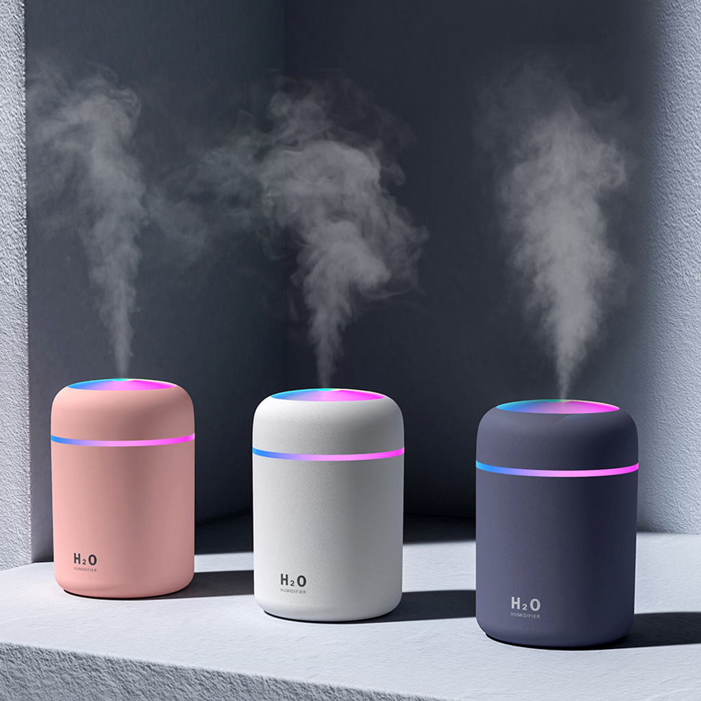 Portable Air Humidifier Diffuser for Car and Home Aromatherapy by Teal Simba