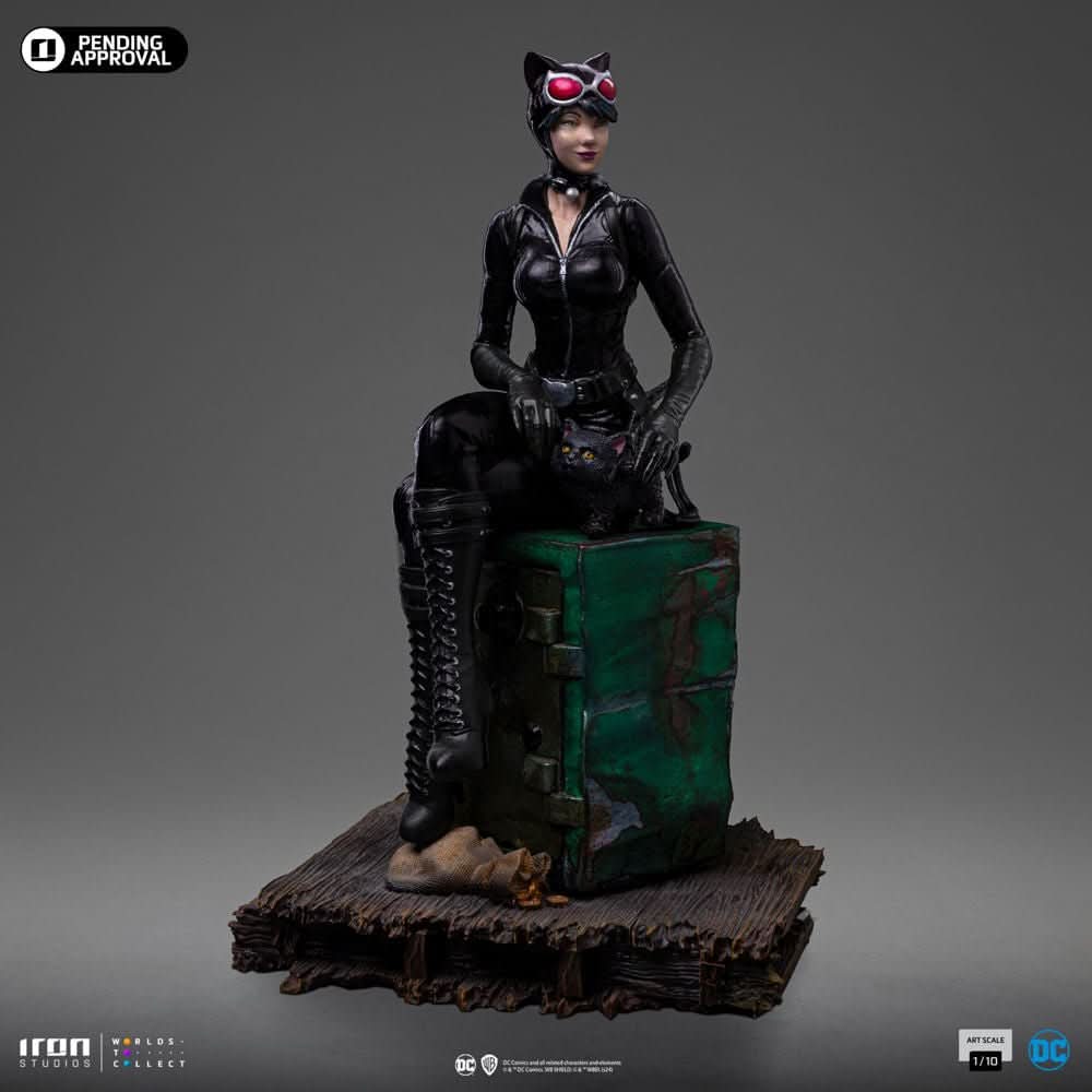 Catwoman - Gotham City Sirens - Art Scale 1/10 - Iron Studios by Iron Studios Collectibles Store