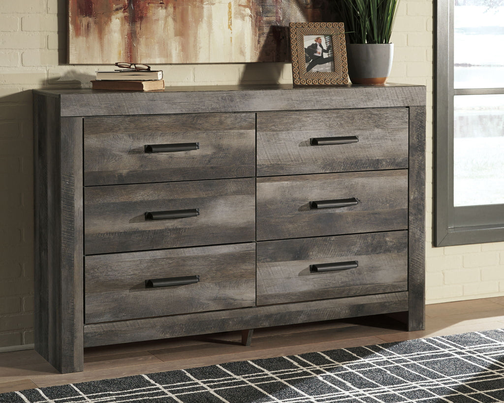 Wynnlow - Dresser by Unique Piece Furniture