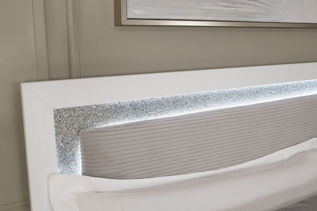 Maeling - Upholstered Panel Headboard by Unique Piece Furniture