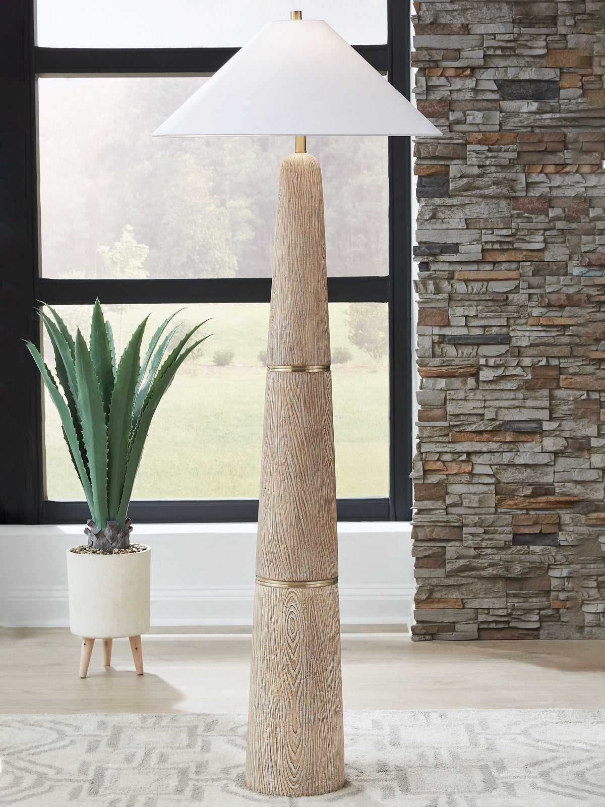 Gasparleigh - Poly Floor Lamp - Brown / Gold Finish by Unique Piece Furniture