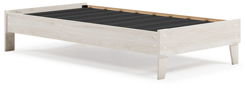 Socalle - Platform Bed by Unique Piece Furniture