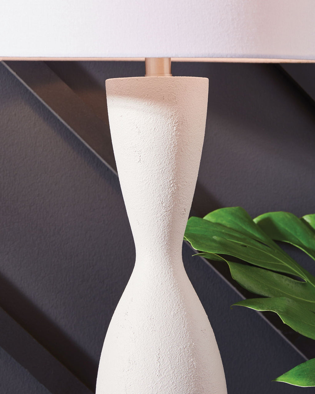 Davinford - Poly Table Lamp - White by Unique Piece Furniture